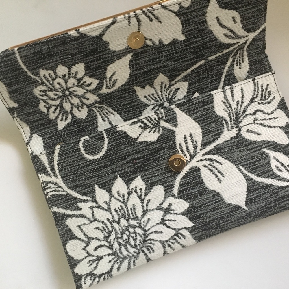 Clutch Bag - Picture 2 of 4